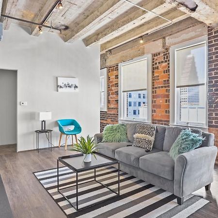 Frontdesk I The Rice Apts Downtown Houston Apartment Ngoại thất bức ảnh