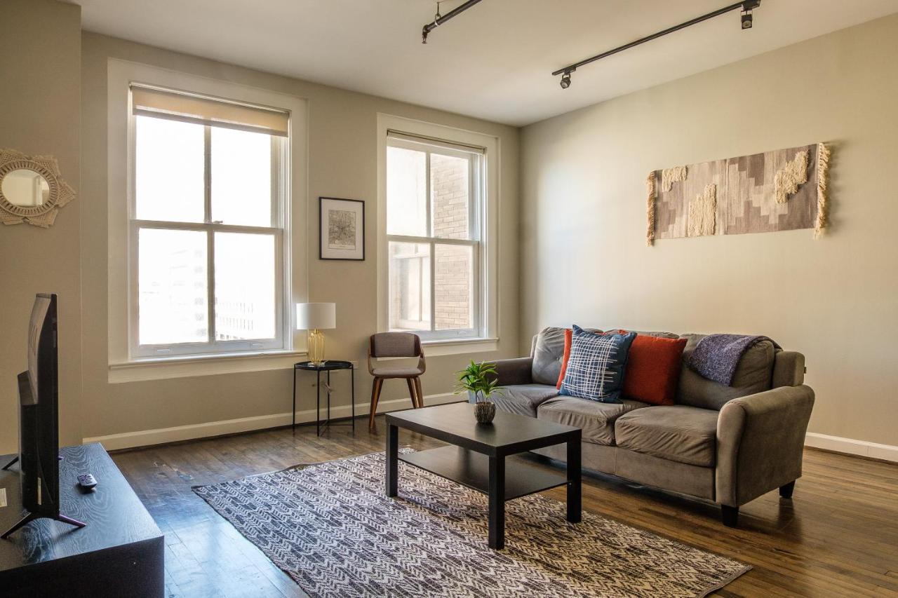Frontdesk I The Rice Apts Downtown Houston Apartment Phòng bức ảnh